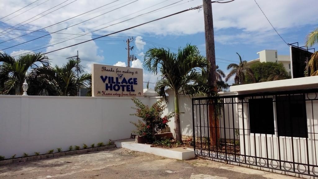 Village Hotel Ocho Ríos Extérieur photo